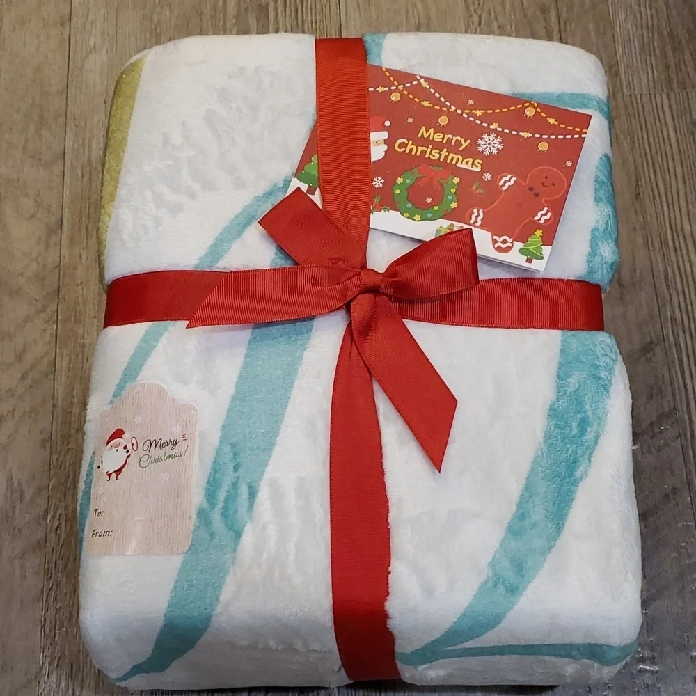 Prewrapped Christmas Throw